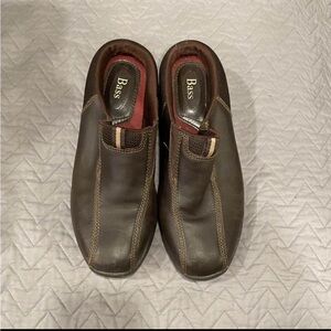 Bass Brown Leather Clogs / flats size 8 1/2